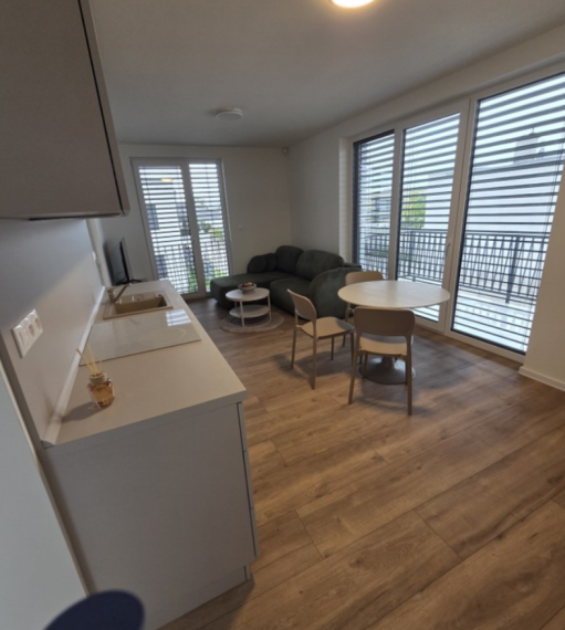 moderný 1-izbový byt s parkovacím miestom v novostavbe