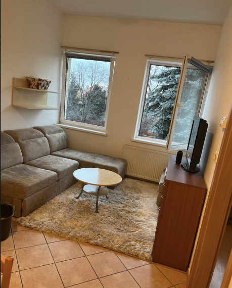 prenájom 2-izbového bytu v Zohore