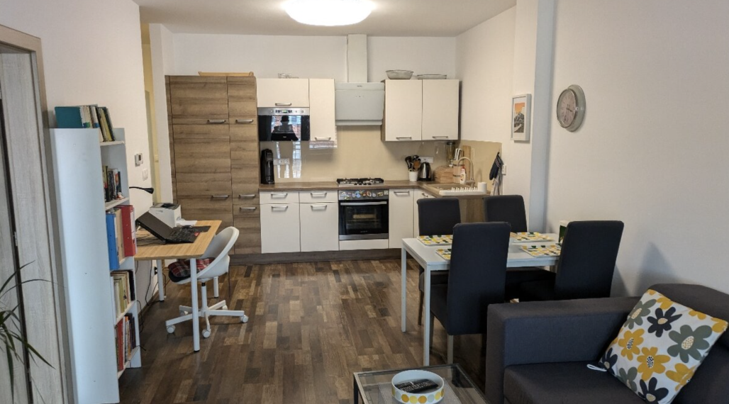 svetlý a prakticky riešený 2-izbový byt na prenájom