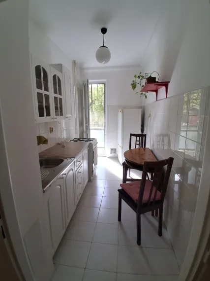 2-izbový byt na Ostredkoch v tichej lokalite