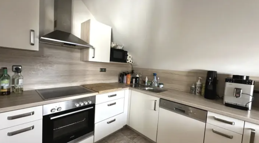2 izbový byt so samostatnou kuchyňou na prenájom