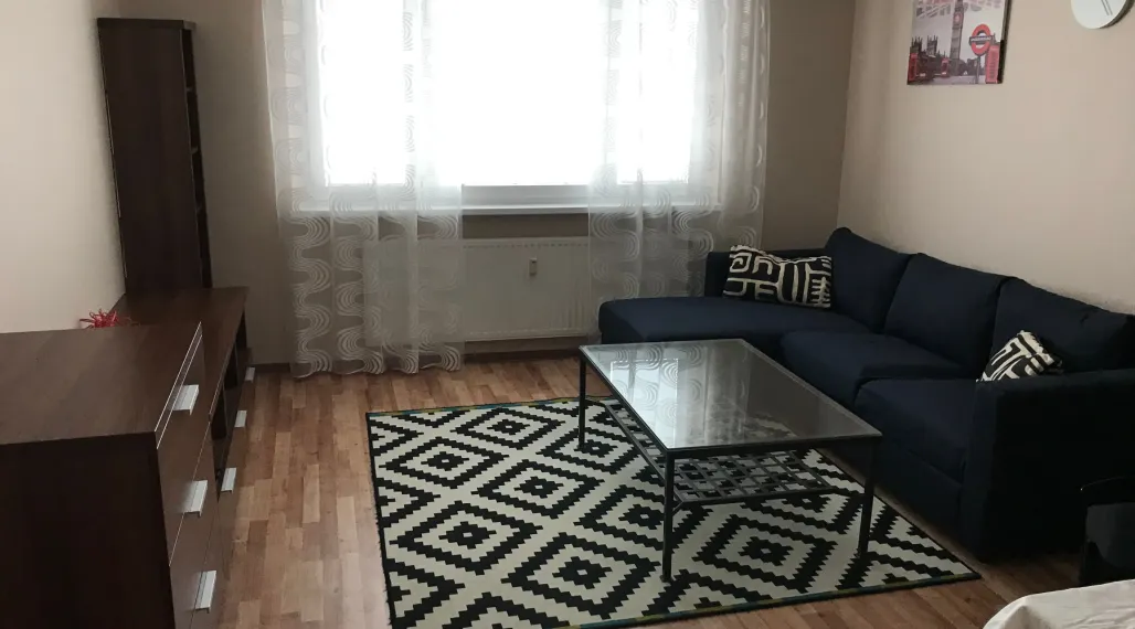 zrekonštruovaný 3-izbový byt na prenájom