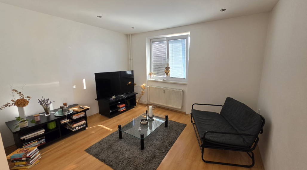 2-izbový byt s balkónom na predaj