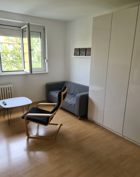 prenájom bytu s balkónom v tichom prostredí
