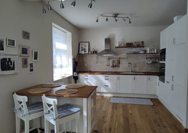 kompletne zrekonštruovaný a zariadený 2-izbový byt