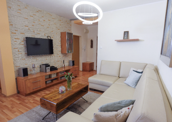 priestranný 3 izbový byt v obľúbenej lokalite