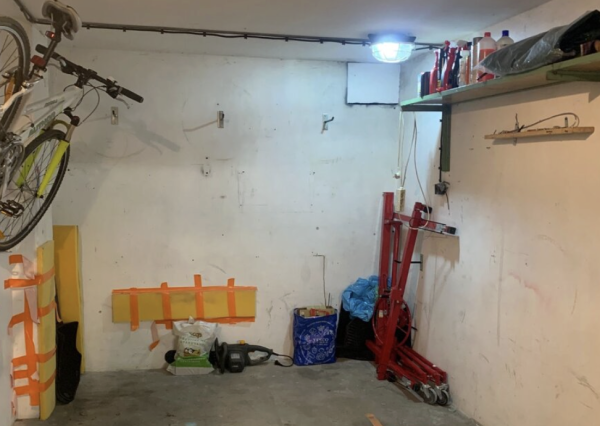 garáž v garážovom dome