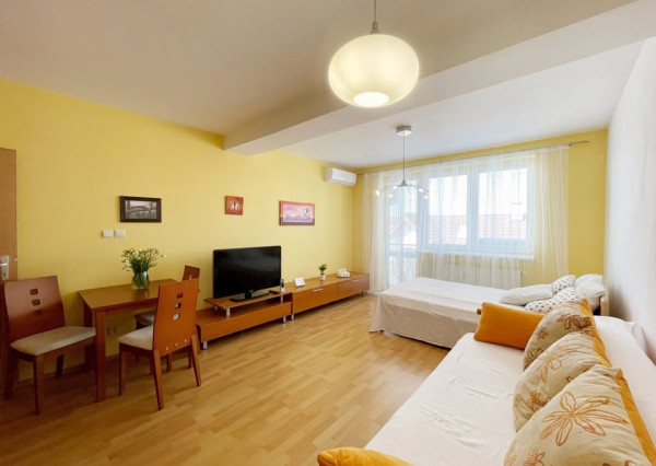 prenájom bytu s garážovým státím