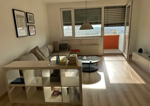 priestranný 2-izbový byt v novostavbe na predaj