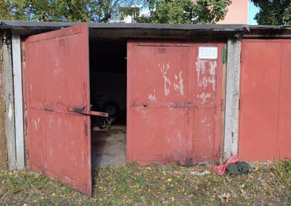 garáž na predaj