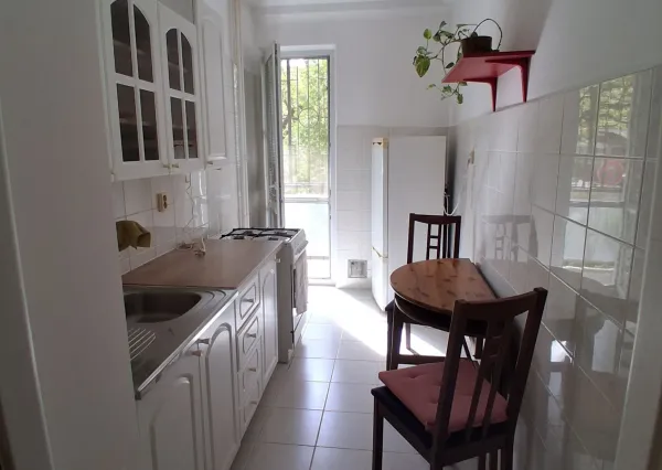 2-izbový byt na Ostredkoch v tichej lokalite