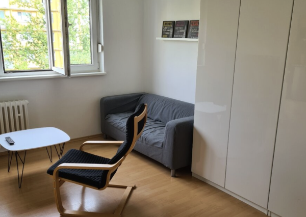 prenájom bytu s balkónom v tichom prostredí