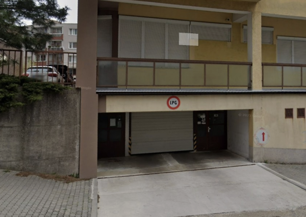 samostatná garáž na predaj