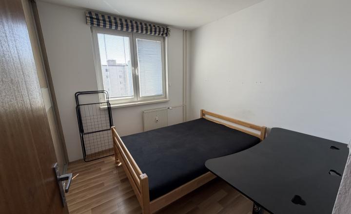 3-izbový byt po čiastočnej rekonštrukcii - rezervované - fotografia 2